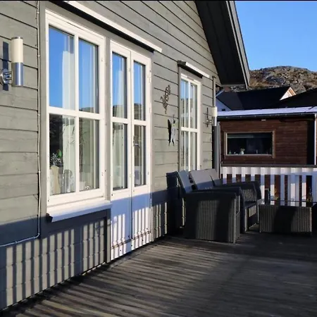 Villa Renovated 4-bedroom *